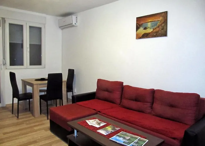 Apartman Cezar *